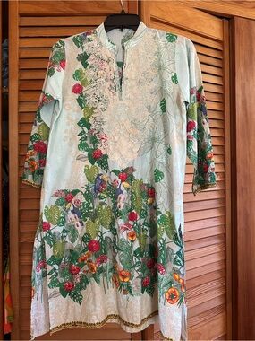 Khaadi Cotton Floral Tunic in Light Aqua